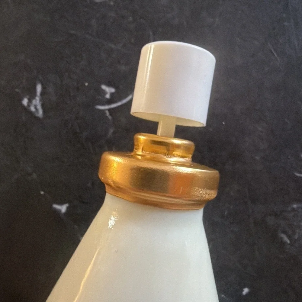 Vintage Old Spice Original Cologne 2.5oz in Original Cream Glass Bottle